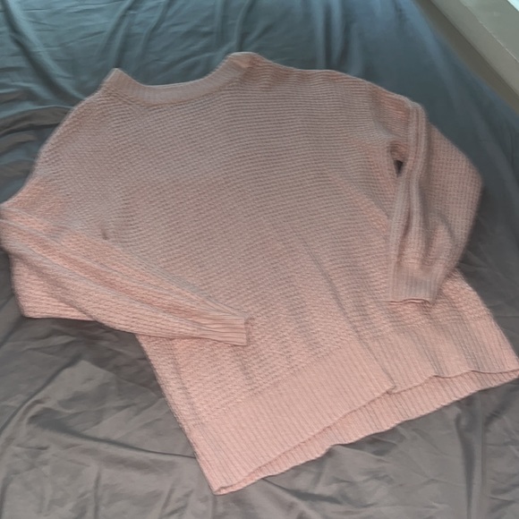 Pale Pink American Eagle Sweater - Picture 2 of 4